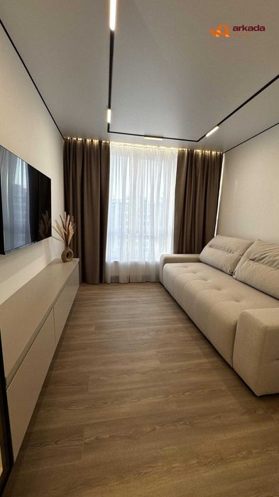 Продаж 2-кімнатної квартири в ЦЕНТРІ ! ПОРУЧ ЦЕНТР ! Продаж квартири !