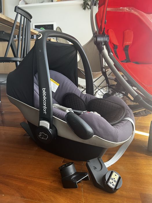 Carrinho Quinny com coque Bebe Confort e assento passeio
