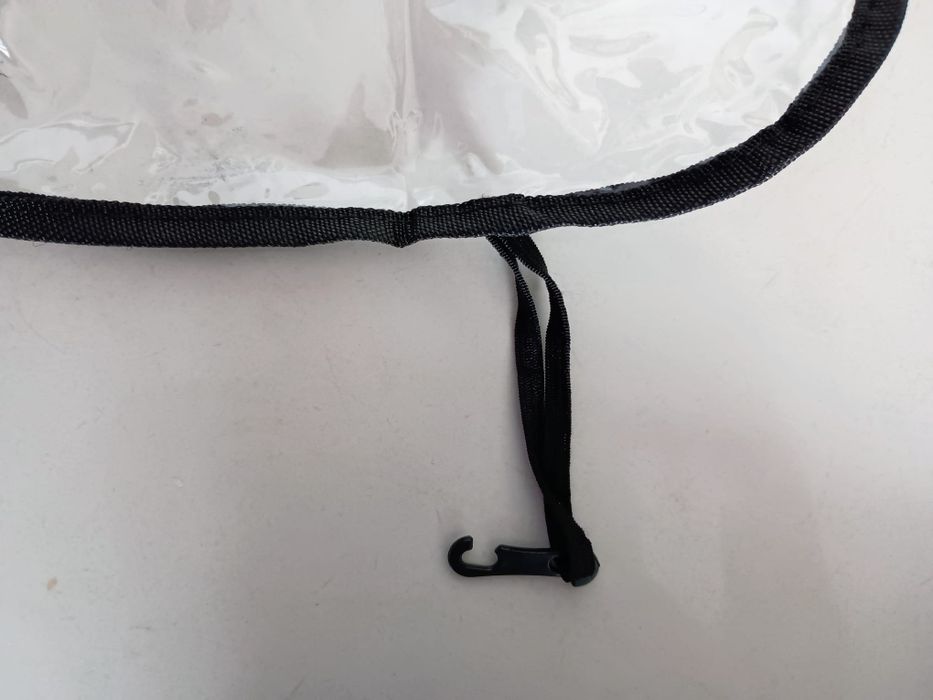 Osłonki przeciwsłoneczne i ochraniacze na fotele (komplet)