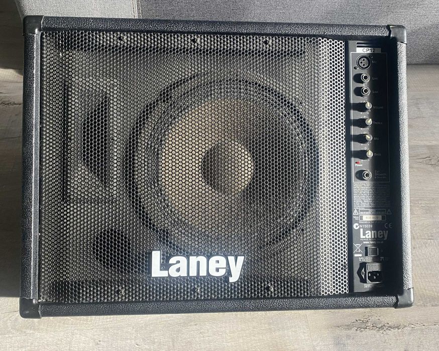 Laney CP12 - aktywna kolumna odsłuchowa