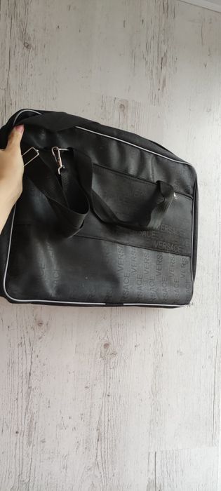 Продам сумку размером 47,×33 см для док-тов, ноута и пр. Не пересылаю!