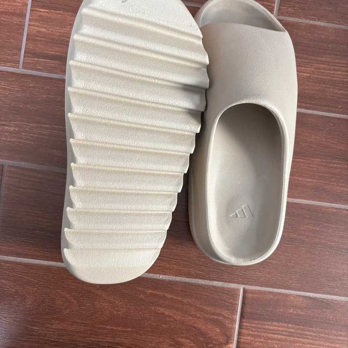 adidas Yeezy Slide Bone Rozmiar 44