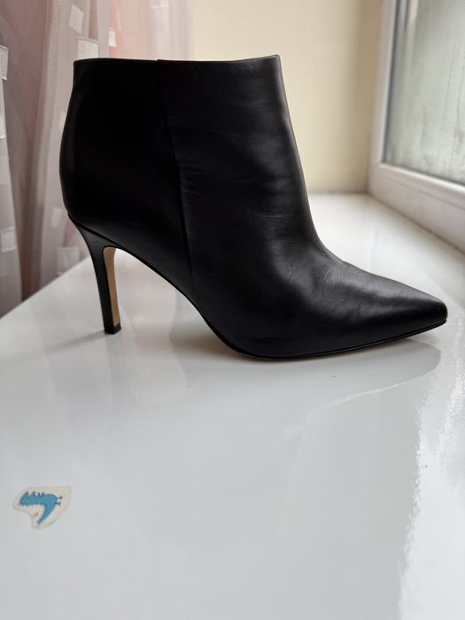 Ботильйони clarks натуральна шкіра