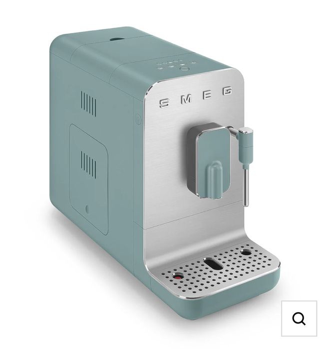 -50% SMEG Máquina de café automática com cappuccinador