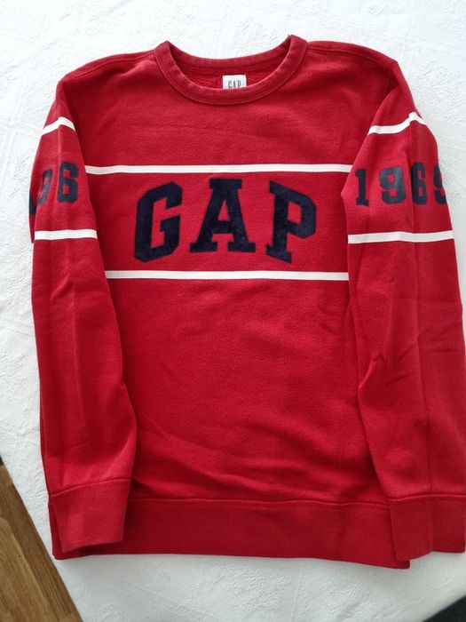 Camisola GAP menino- 10/ 11 anos tamanho  L (140 cm)