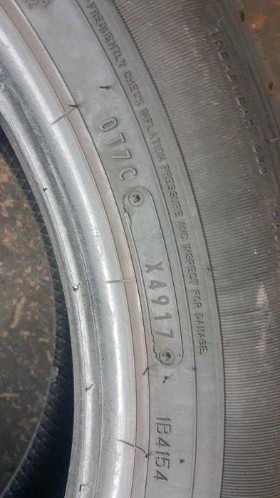 Комплект б/в автошин (4 шт.) 235/55 R18 Dunlop Grandtrek 100H