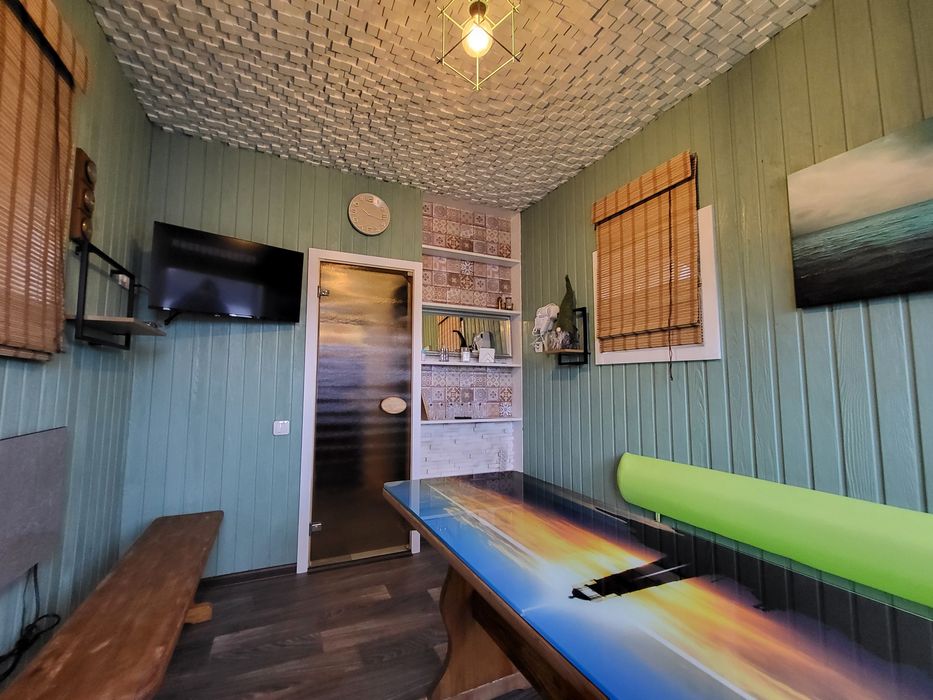 Комплекс Бані на Дніпрі. "Маячок"