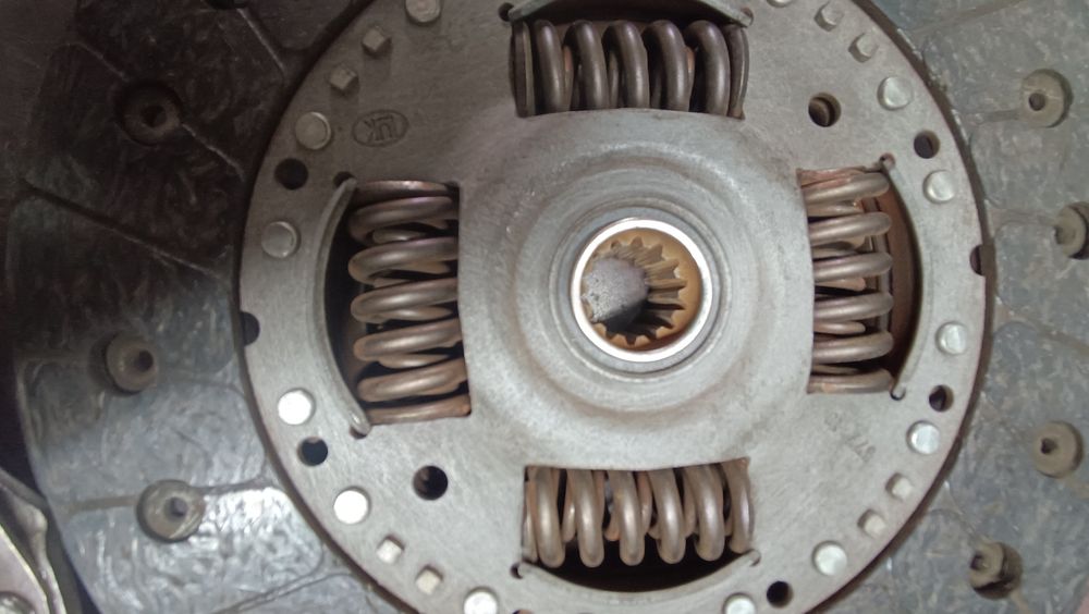 Продам карзину , диск сцепления и выжимной подшипник