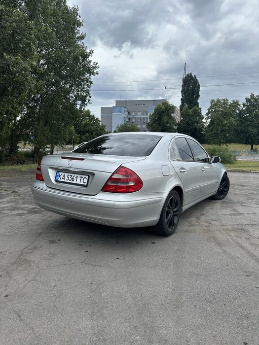Терміново продам Mercedes W-211 .