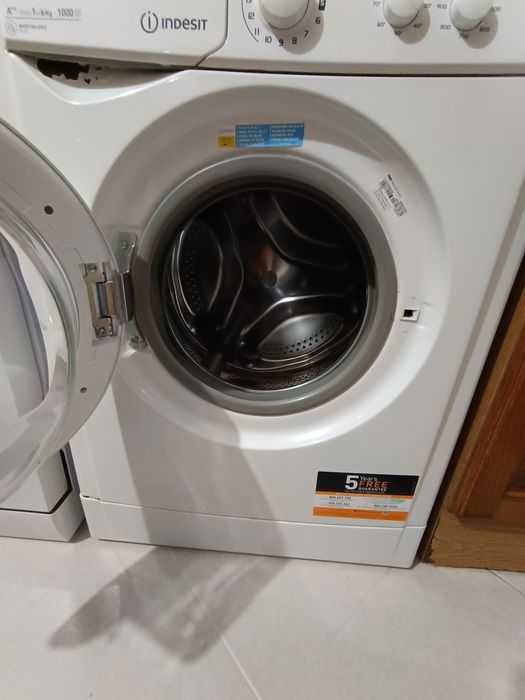 Máquina de Lavar Roupa Indesit – 6 kg, 1000 rpm