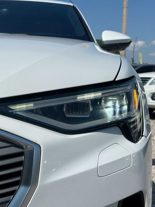 Продам Audi e-tron Prestige 2019 рік можлива розстрочка,кредит,обмін!