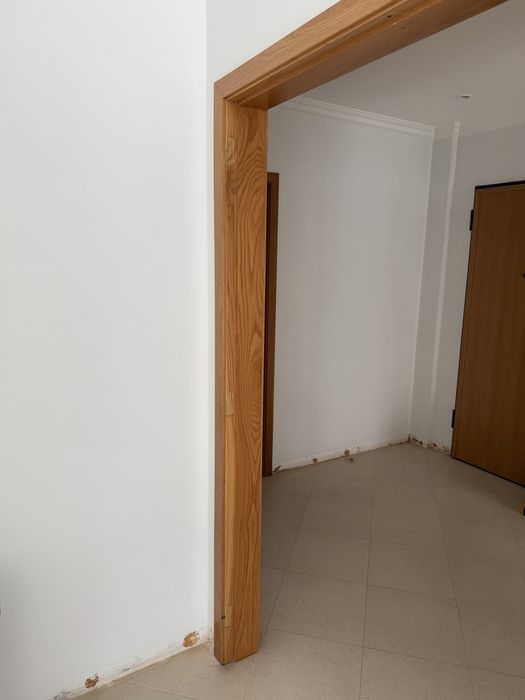 Portas Interiores de Madeira com Vidro