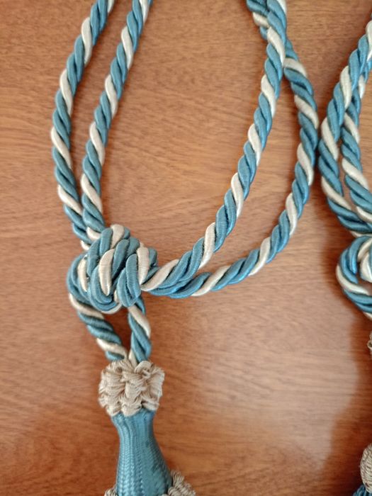 Piękne dwa chwosty .