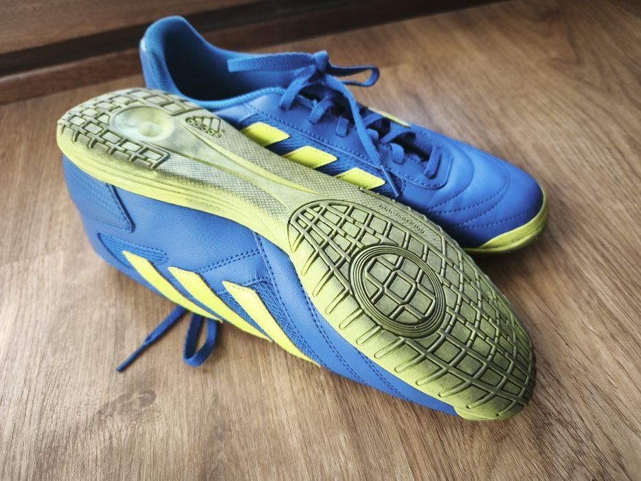 Chuteiras Futsal Adidas 44