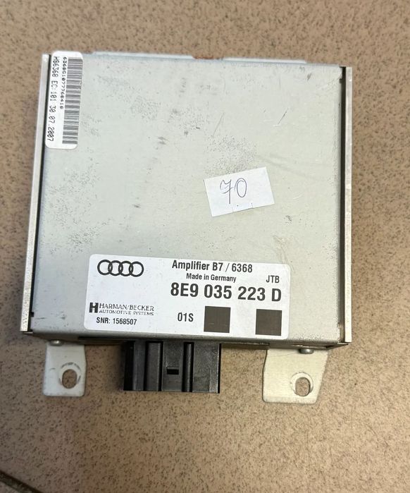Wzmacniacz AUDI A4 8E9035223D