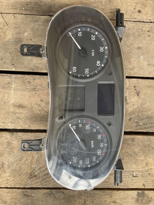 Licznik zegar z komputerem ABVR Renault Trafic Opel Vivaro primastar