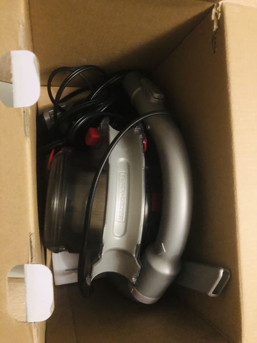 Adpirador Black + Decker de 12v para carro