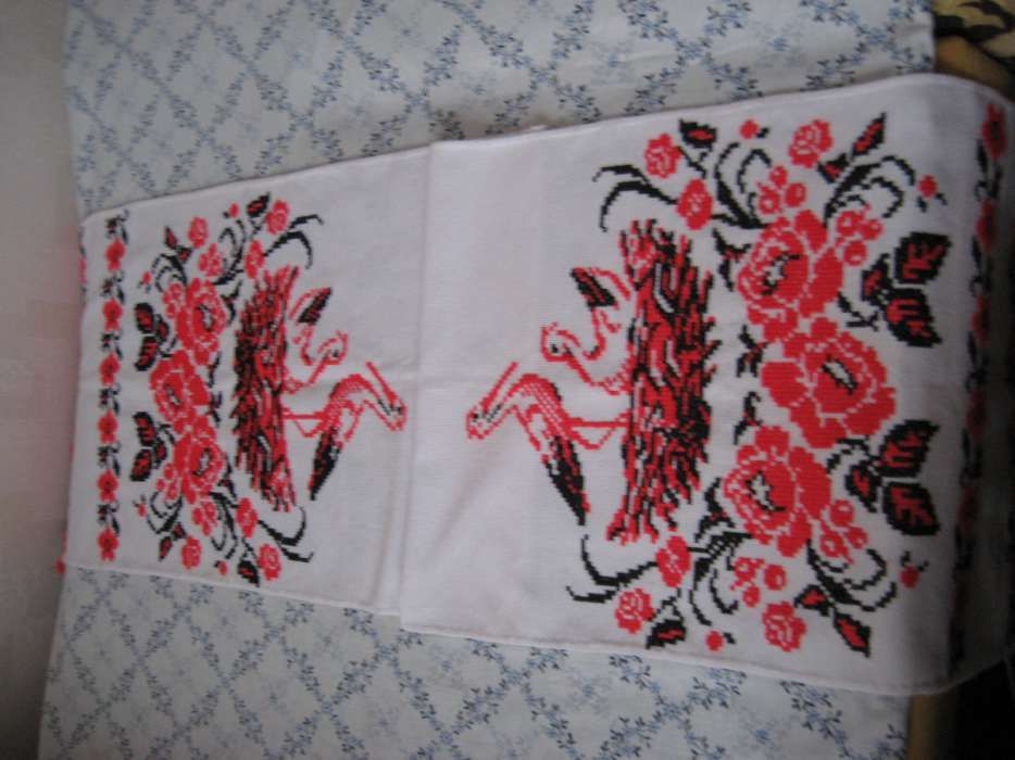 вишитий рушник на весілля