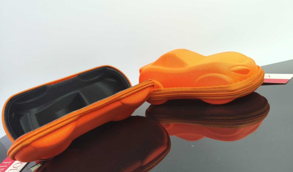 Etui dla dziecka samochód na zabawki okulary nowe Okazja zabawka