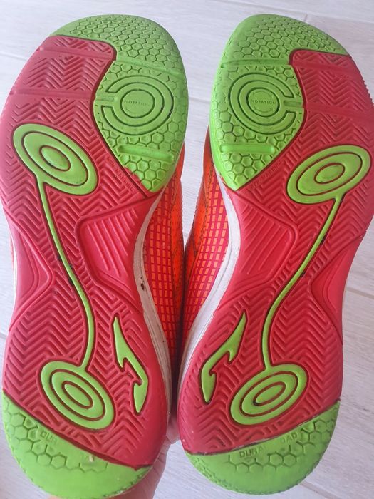Футзалки "Joma" р. 38 і 39 (потребують ремонту)