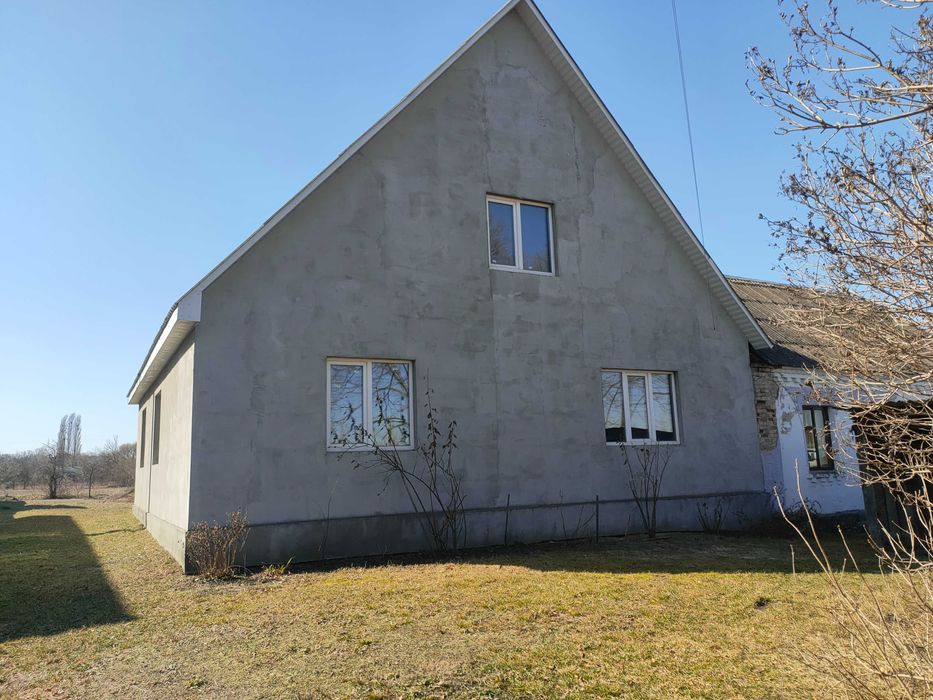 Продаж ділянки 61 сотка у самому центрі села Бабинці  з комунікаціями