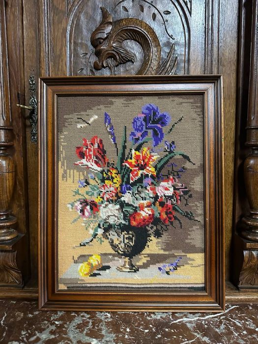 Картина гобелен вишивка антикварна рама