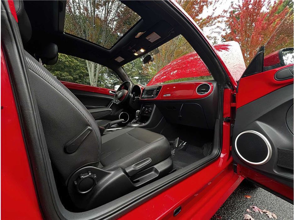 Volkswagen Beetle      2015