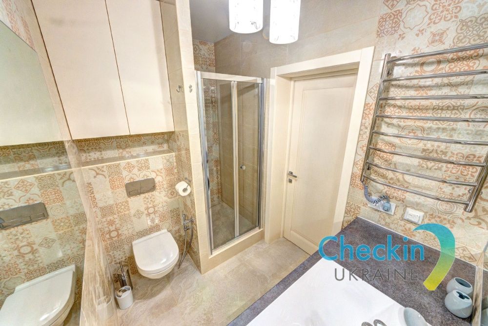 Посуточно 1к Голосеевский р-н ул. Рудницкого, 52 (Есть свет и вода!)