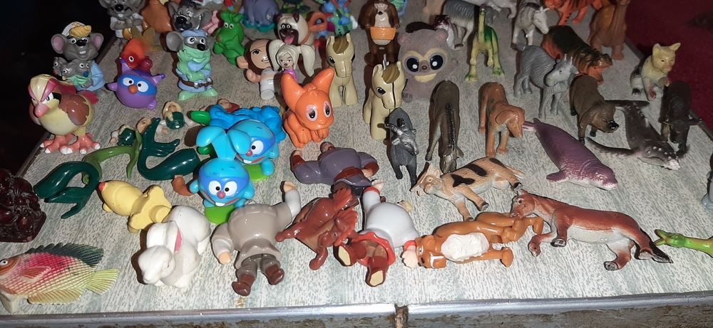Продам игрушки разные от10гр