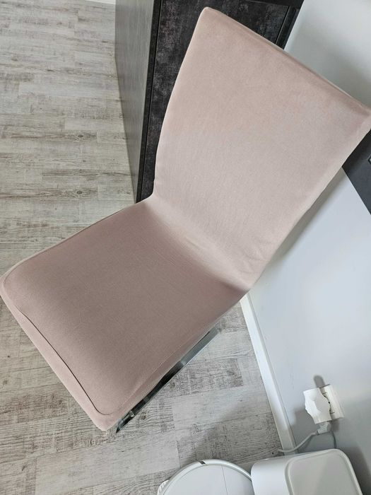 Pokrowce na krzesła elastyczne 4 sztuki beżowe cappuccino komplet
