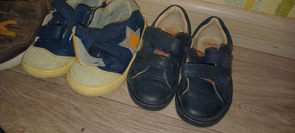 Віддам обув, безкоштовно.