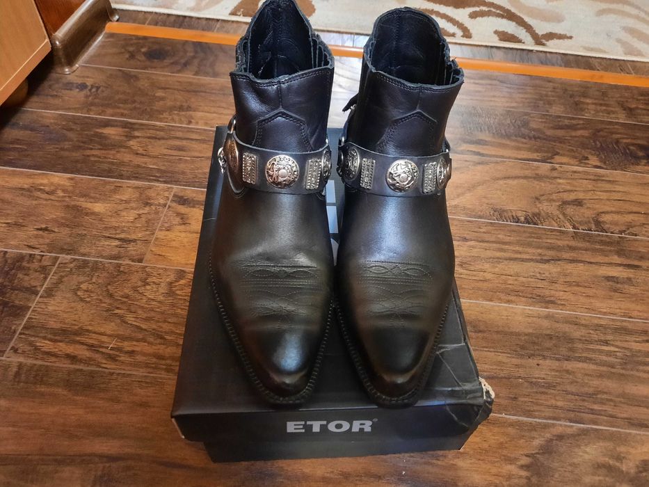 Чоботи чоловічі ,бренд ETOR