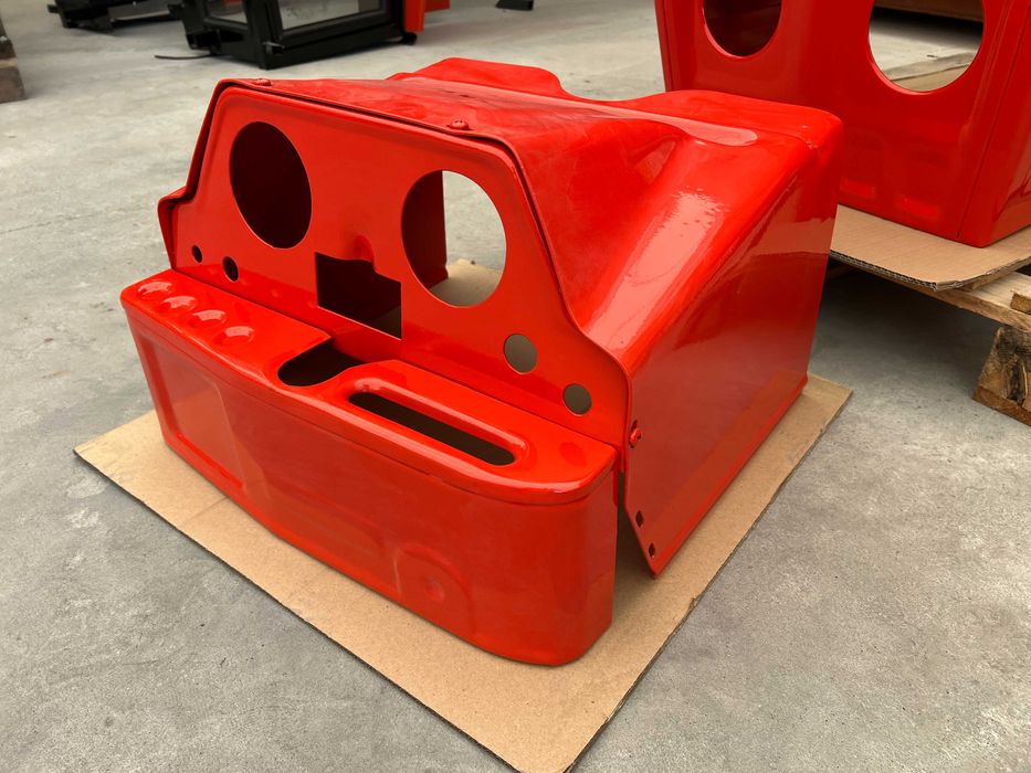 Maska do C330 C360 Maska Ursus z tworzywa i metalowe Dostawa całe PL