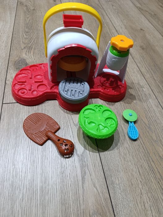 Play doh + kinetic sand