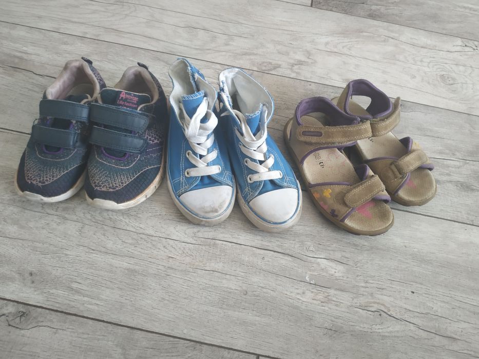 Zestaw butów dziewczęcych 28