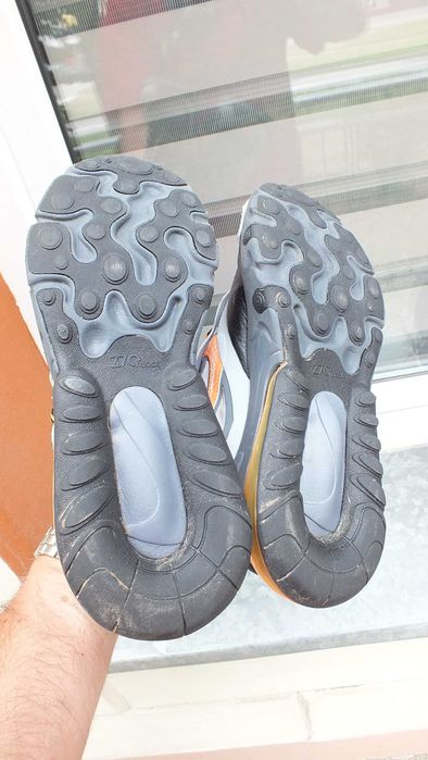 Super buty sportowe marki Nike Air 270 react w roz 39