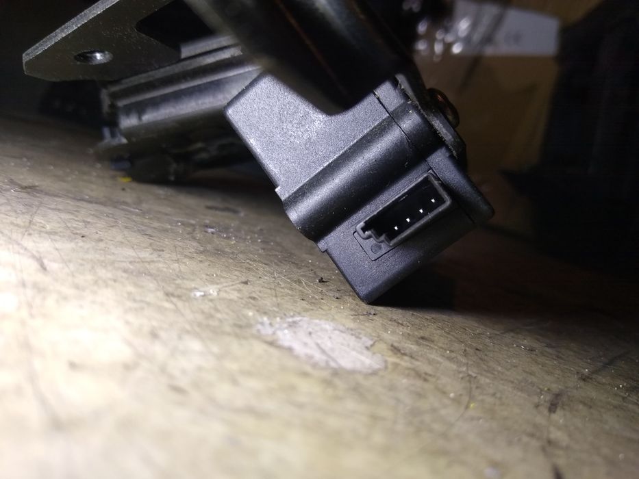 Zamek klapy bagażnika BMW E46 kombi Lift oryginał komplet