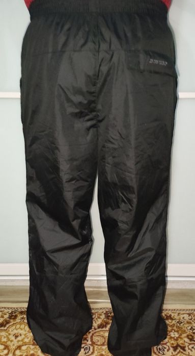 Демисезонные спортивные штаны  Dunlop р.52-54 непромокаемые