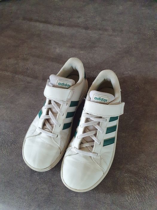 Дитяче взуття Adidas