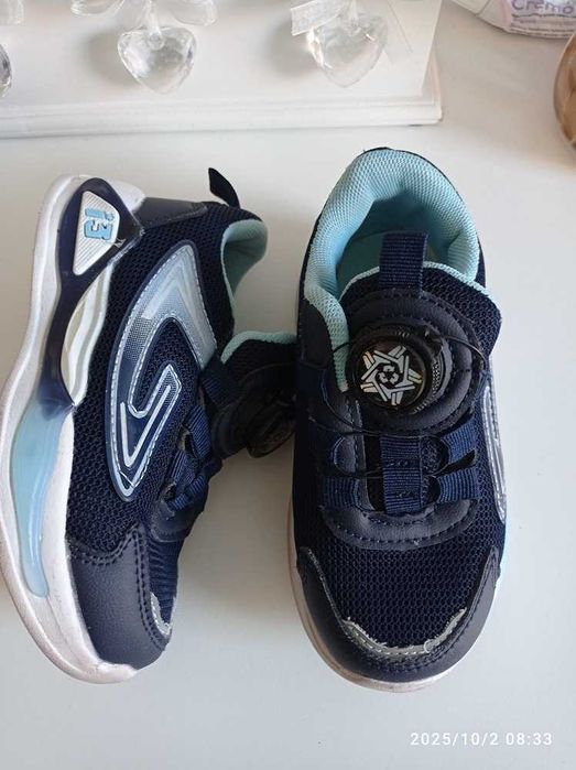 buty dla chłopca 27rozmiar
