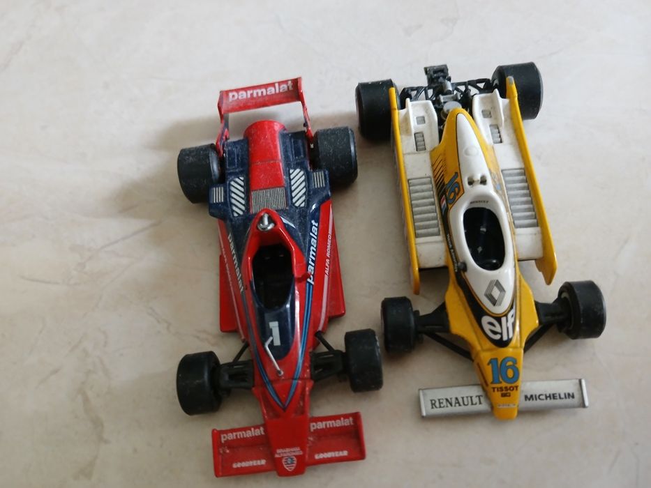 Carros para colecionar ou dar para crianças