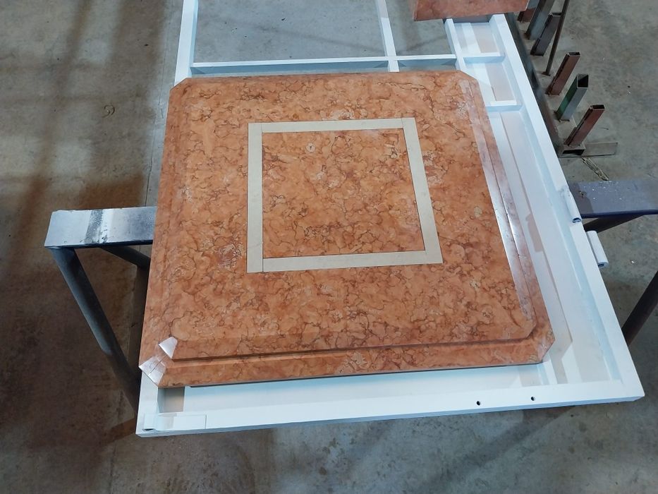 Mesa de centro em granito