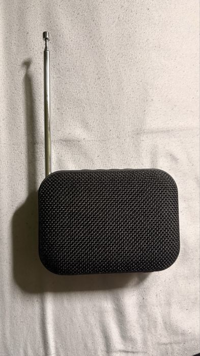 Głosnik bluetooth z radiem