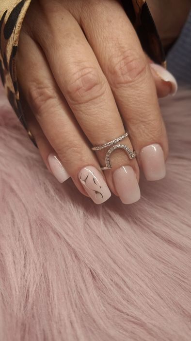 Paznokcie - manicure i pedicure