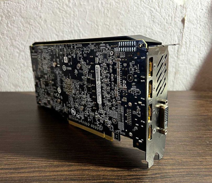 Відеокарта Gigabyte RX580 8GB: 2 300 грн. - Комплектуючі та аксесуари ...