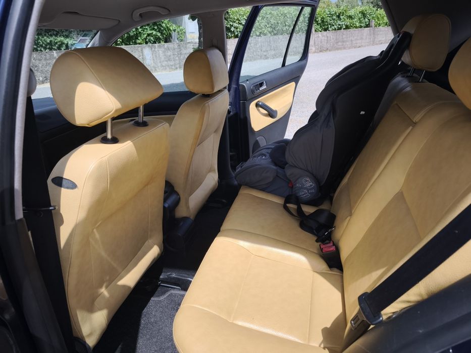 Volkswagen Golf IV 1.9 TDI (100cv) – Excelente Estado e Interiores em Pele