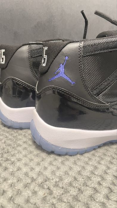 Jordan 11 x Space Jam