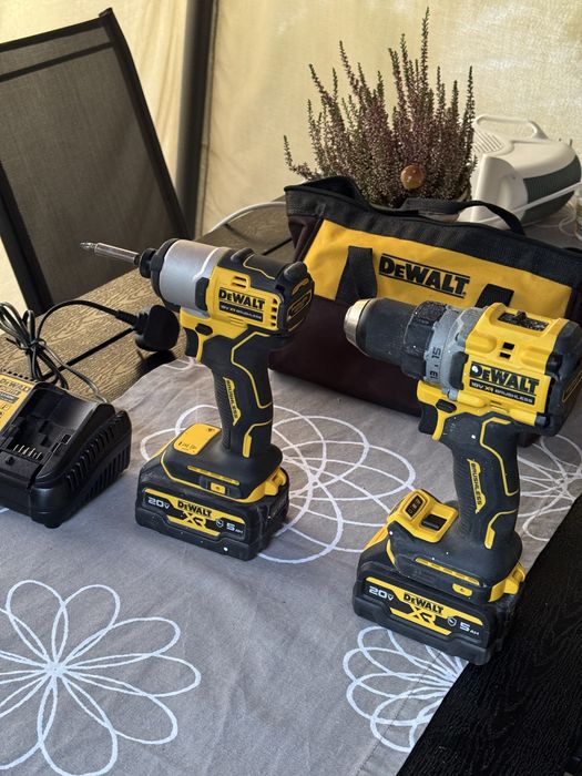 Zestaw wkrętarek DeWALT