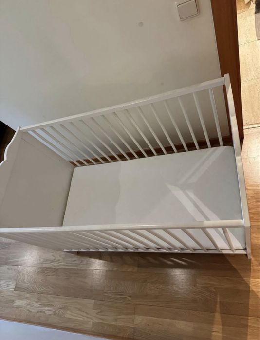 Berço e Colchão para bebe