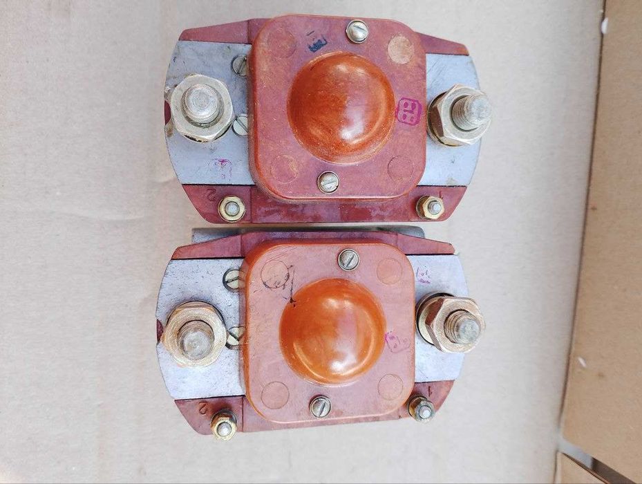 Малогабаритний контактор КМ - 400 Д-В